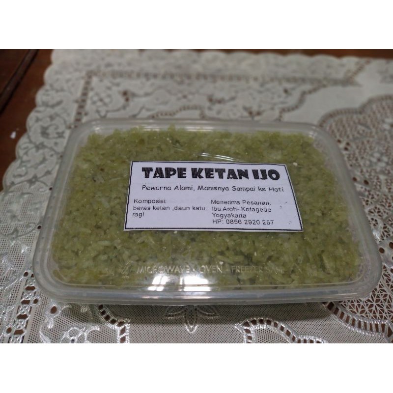 

Tape ketan hijau