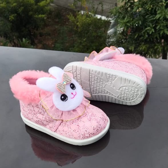 SNP06 Sepatu Pesta Anak Perempuan Bunyi Cit Cit umur 1 - 6 tahun - Boneka Kelinci