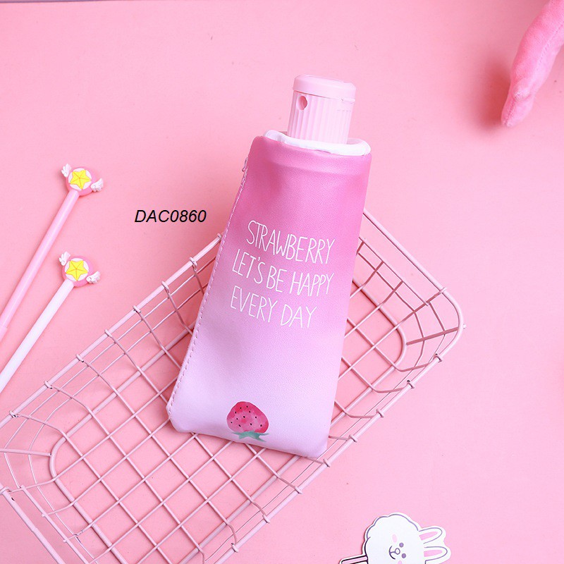 

DAC0860 Kotak Pensil Model Botol Air Strawberry