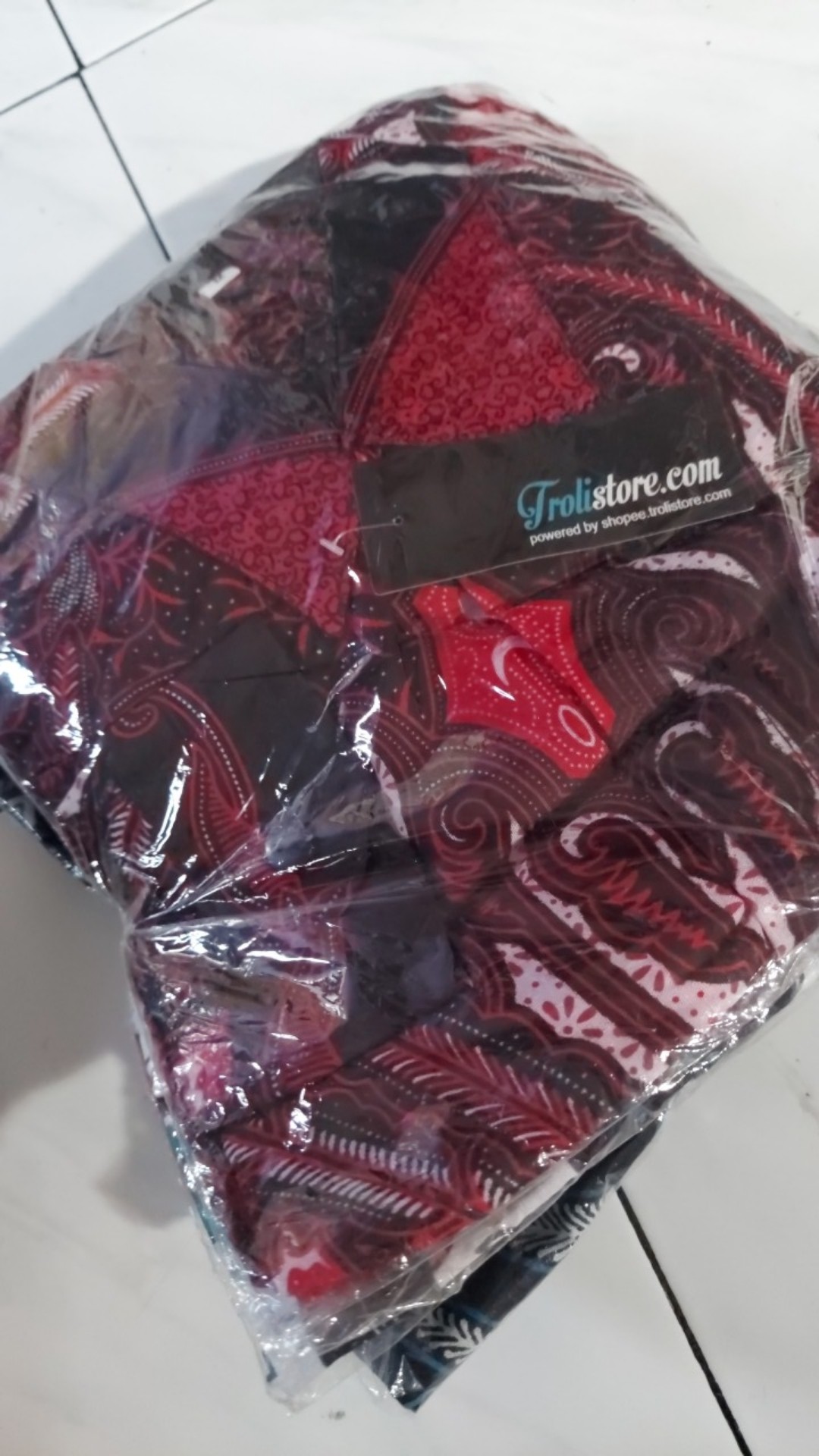 Trolistore Grosir Kemeja Batik Pria Cowok Lengan Panjang Warna Biru Hijau Merah Motif Asmarandana