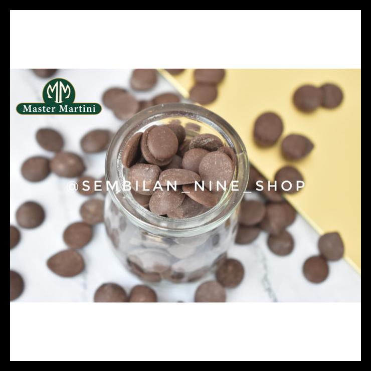 

Master Martini Ariba 54% Dark Chocolate Couverture 1 Kg Coin Kancing