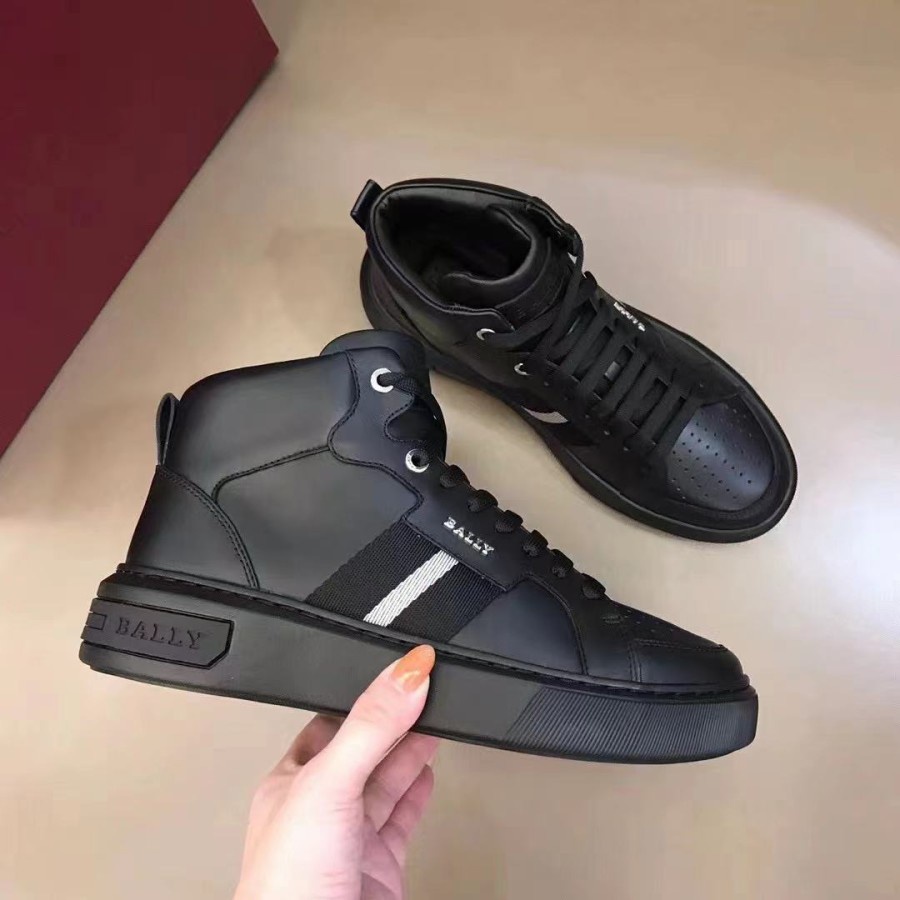 sepatu pria sneaker boots hitam cowok mirror quality kulit asli lv