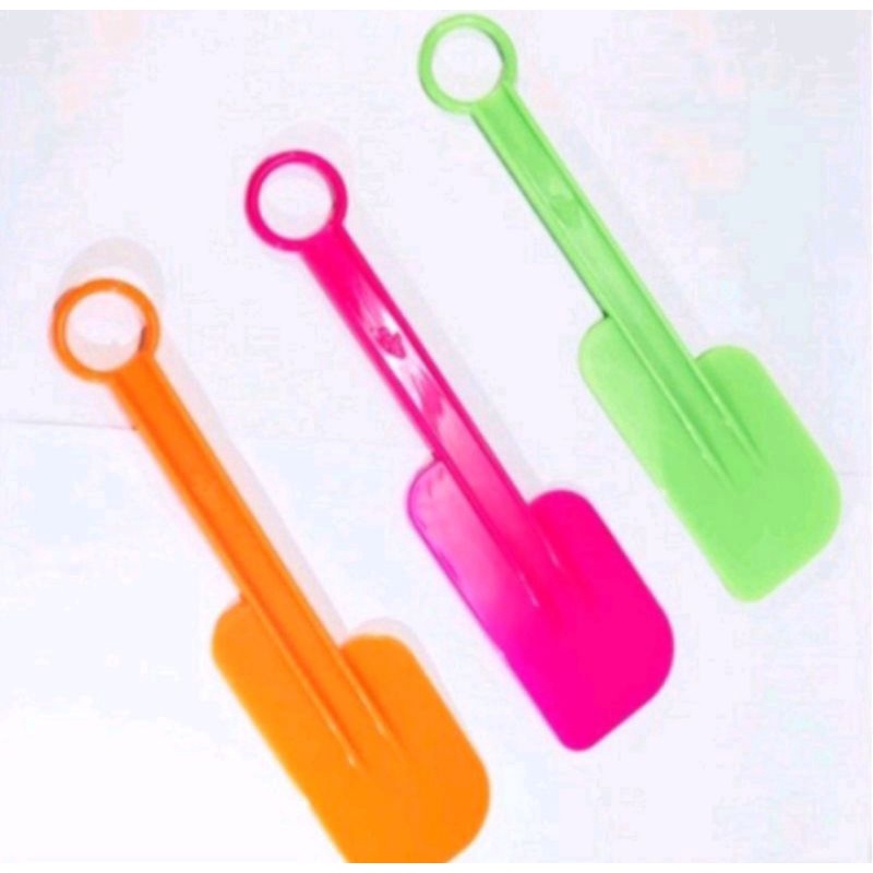 Lemet plastik spatula penghalus kue penghias kue alat dekorasi kue harga 1pcs