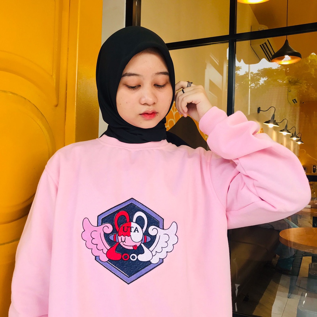 Crewneck UTA Diva Logo Embroidery Pink Anime Manga One Piece Luffy shanks