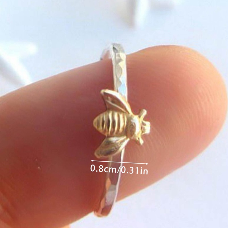 Fancyqube Perhiasan Cincin Wanita Bentuk Lebah Kecil Lucu Untuk Pesta / Hadiah