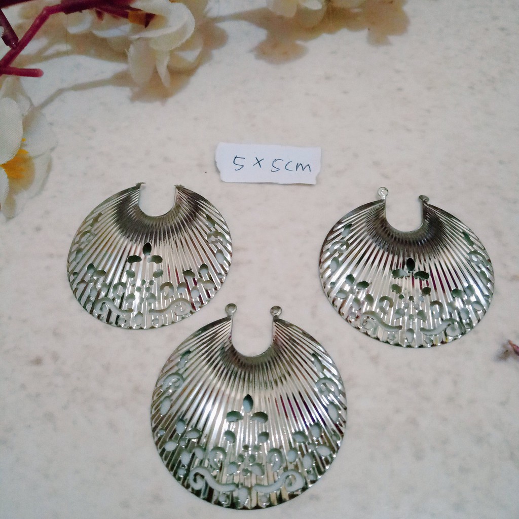 RANGKA ANTING CHARM BANDUL ringan BENTUK bulat besar silver