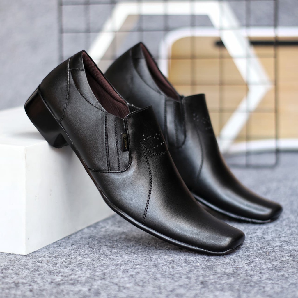 MOLK|Sepatu Formal Pantofel Pria Hitam Kulit Asli Kerja Kantoran Original