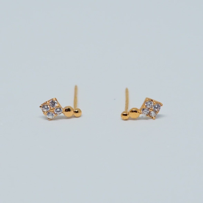 anting emas stud 1/2 gram model simpel 6 karat