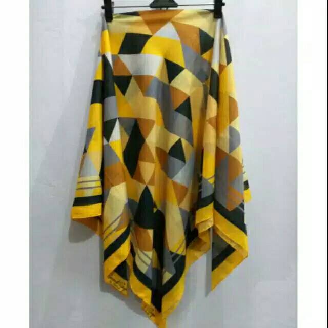 Preloved deenay Secondsign kinaya