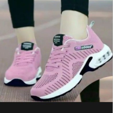 Sepatu Sneakers Wanita Dewasa Terbaru Neo