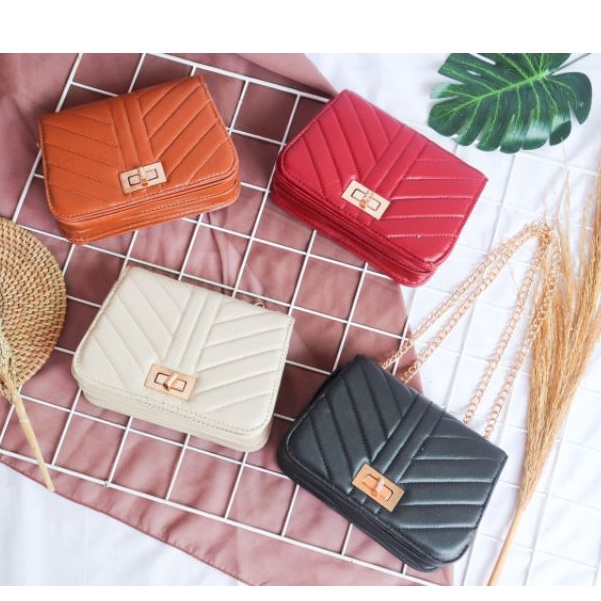 MV- Tas Selempang wanita PREMIUM AMORA BAG Tali Rantai Slingbag Wanita - Tas Fashion Wanita