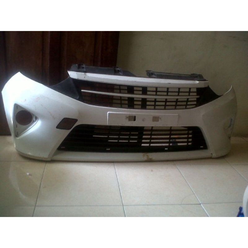 bemper bemper agya lama depan