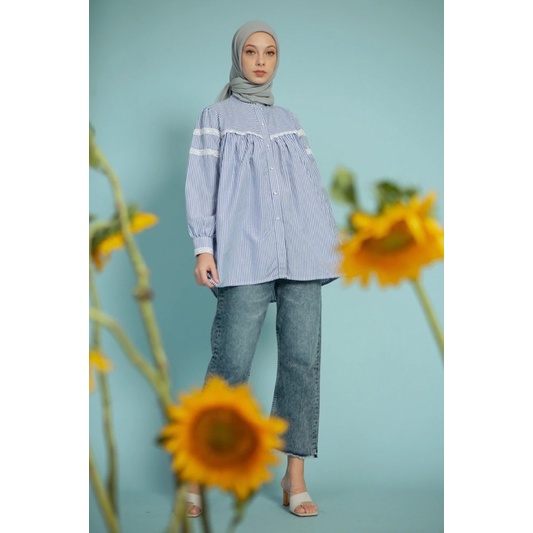Youla Top Navy Aleza Label