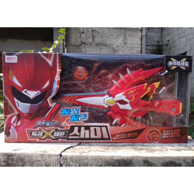 MAINAN MINI SQUAD X MERAH BESAR BISA NYALA,TRANSFORM DAN BUNYI KEREN