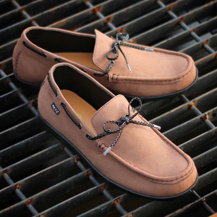 LICK MILO |ManNeedMe x Reyl| Sepatu Loafers Pria Casual Shoes ORIGINAL