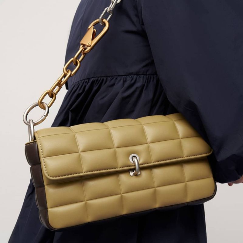 5.5 SALE | CK Chunky Chain Handle Quilted Shoulder Bag