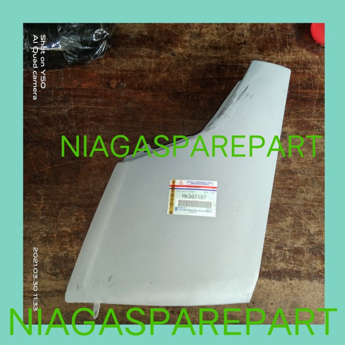 PANEL KABIN CORNER KIRI CANTER - MK997197 MITSUBISHI ORI PIPI KABIN