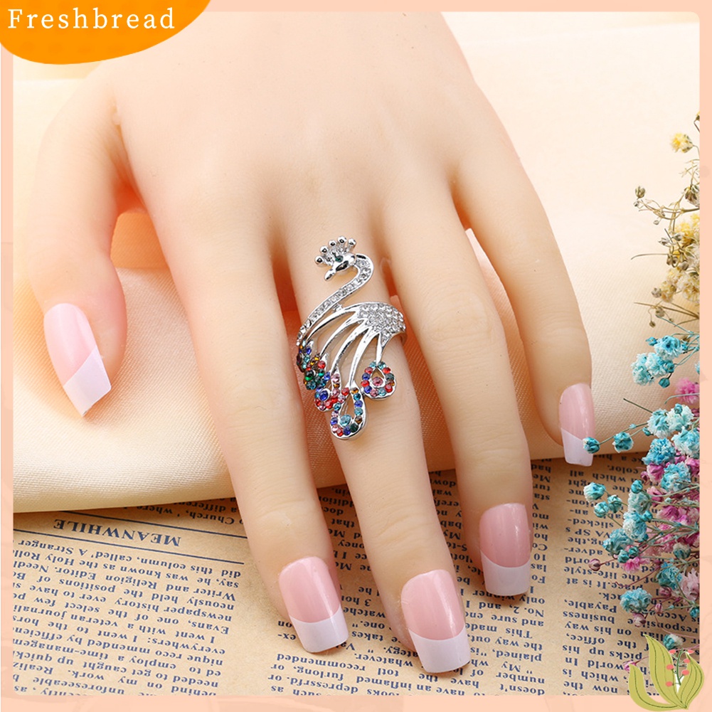 [TERLARIS]Women Retro Gold-plated Rhinestones Peacock Shape Finger Ring Jewelry Gifts