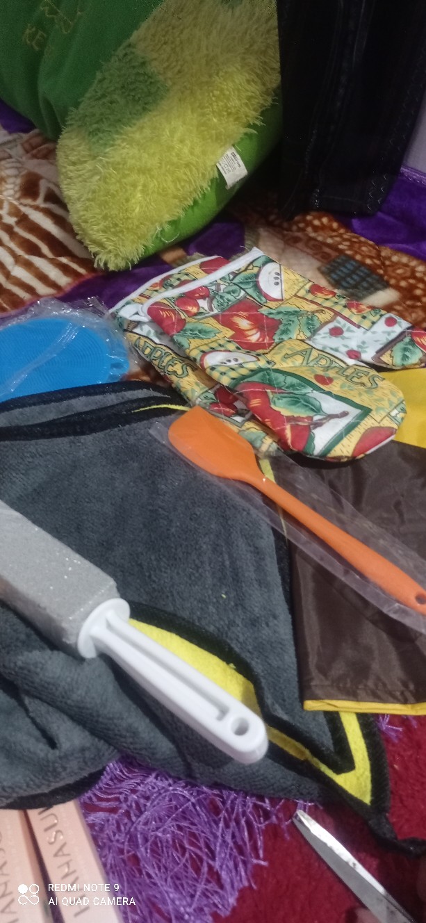 Spon Silikon Alat Pencuci Piring Wajan Teflon Panci Masak Spons Cuci Anti Kuman Kebersihan Bersih