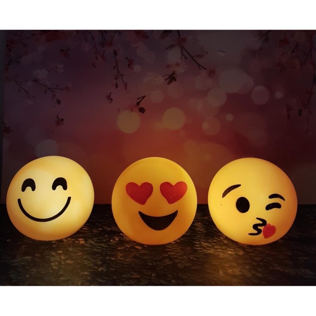 Lampu tidur emoji / lampu lucu emoticon love