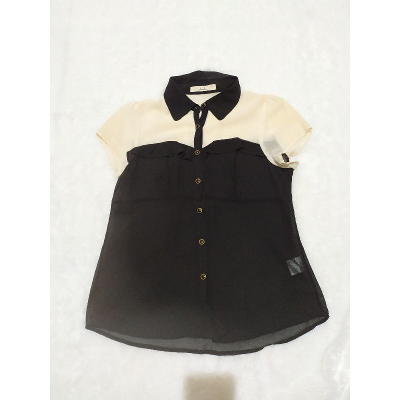PRELOVED BLOUSE