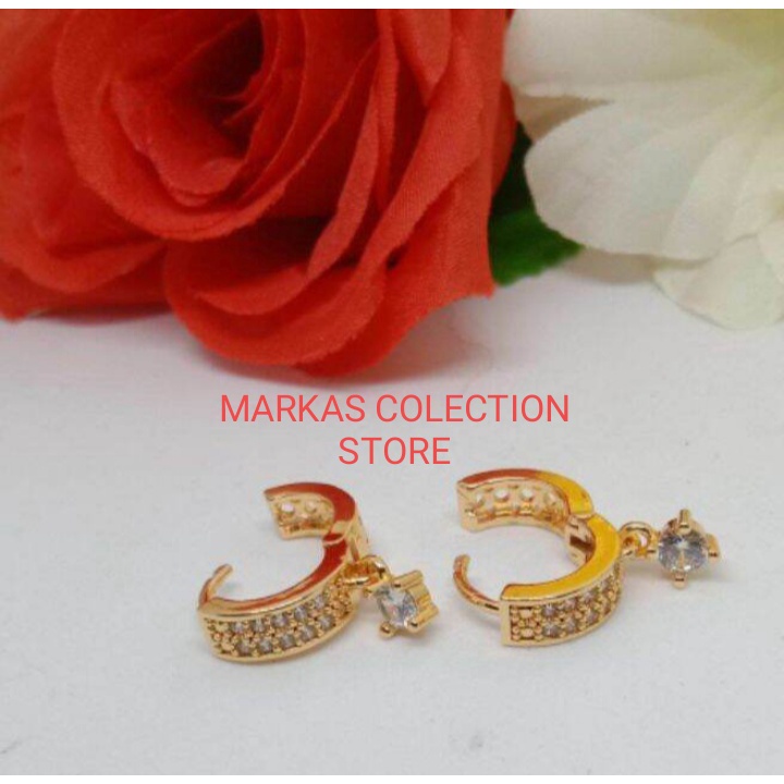 Anting dewasa jepit permata zircon varian motif Gold tidak Berkarat || COD ||