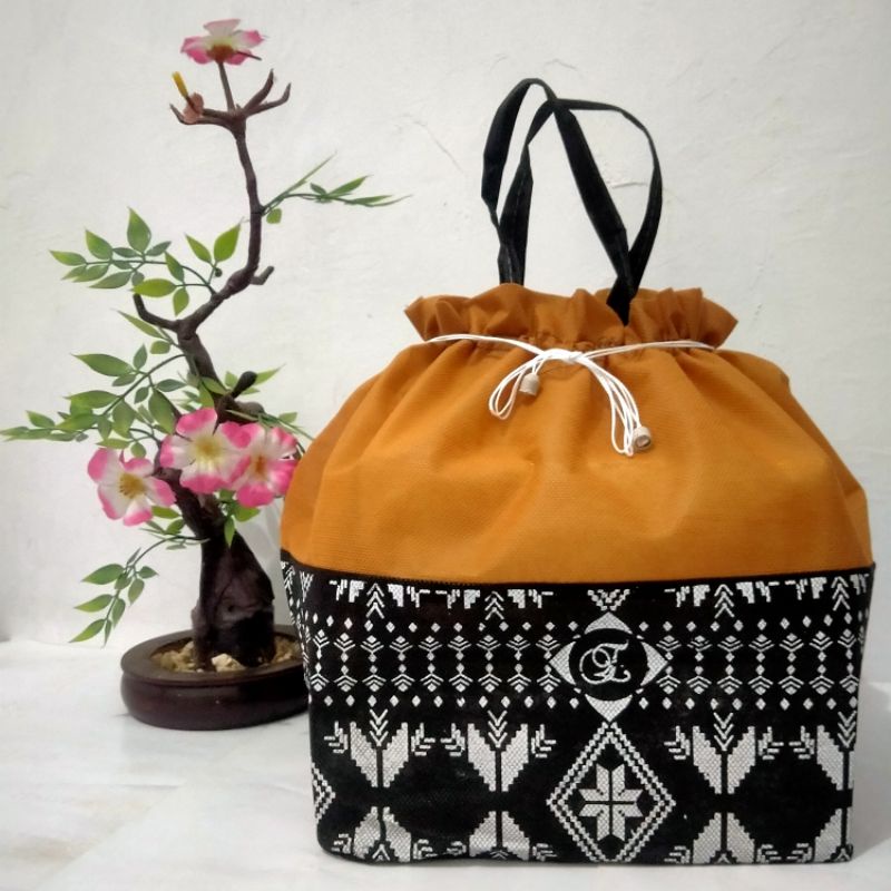 tas hajatan serut batik Nusantara mewah uk 22