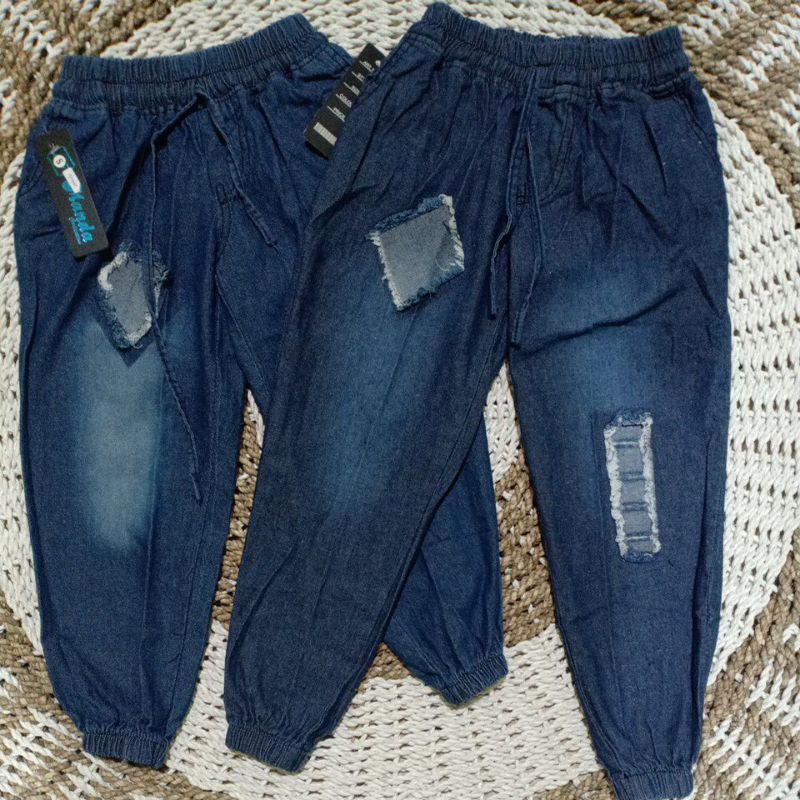 JOGGER JEANS  RIPET PAHA:5--7 THN