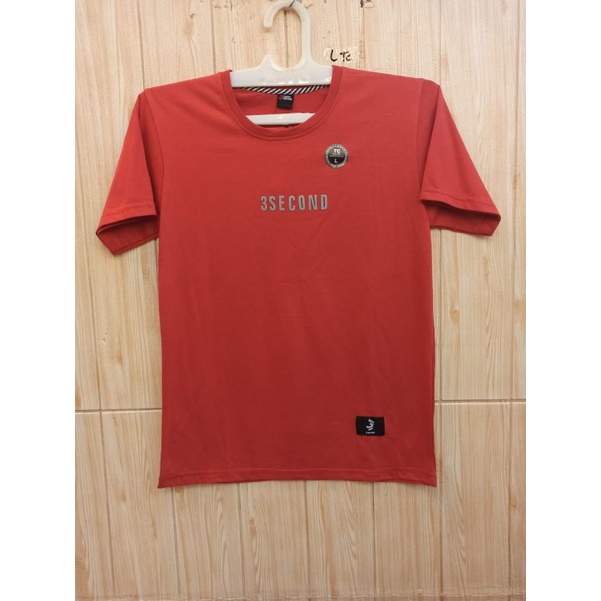 kaos distro unisex terlaris 3second merah