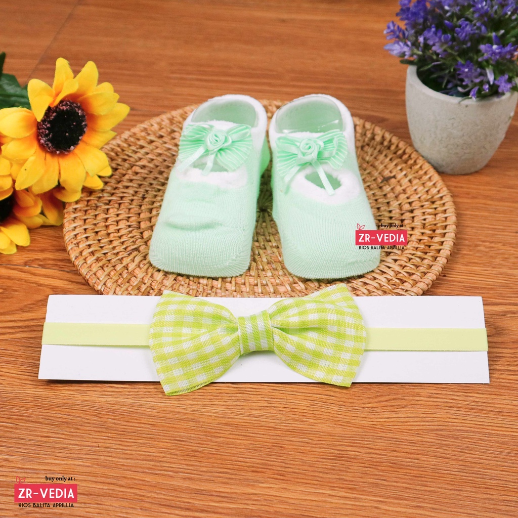 [LEBIH HEMAT] COMBO Bando &amp; Kaos Kaki Baby New Born / Kado Socks Rajut Impor Bayi Anak Perempuan Import