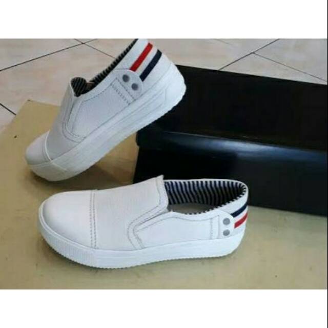 Sepatu wanita asli kulit sukaregang garut