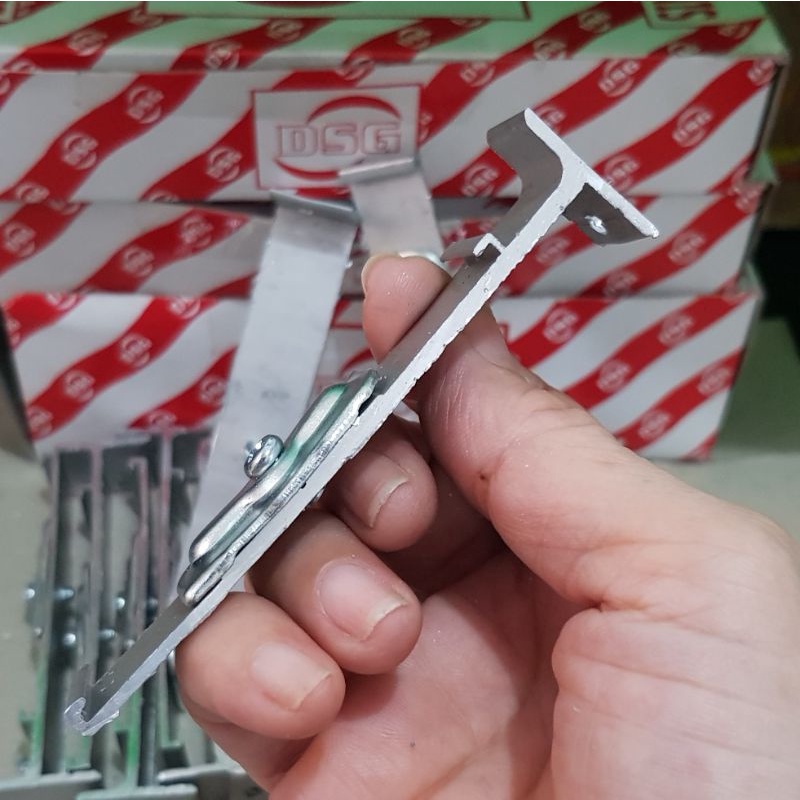 Kaki Single / Double Bracket Rel Gorden Alumunium Kotak / Oval