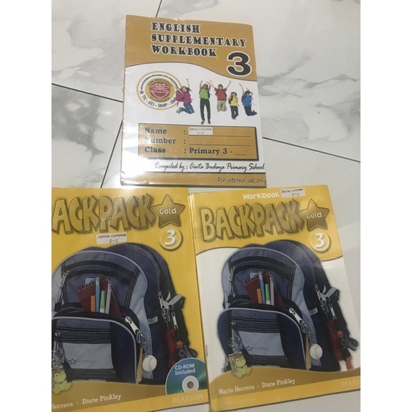 

buku bahasa english backpack gold 3(student,workbook dan supplementary )
