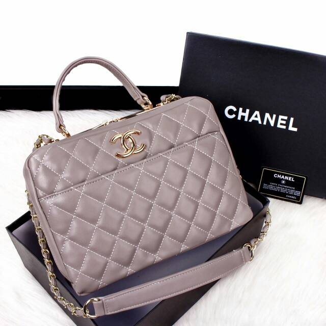 CHANEL Luxury Vanity Case Bags