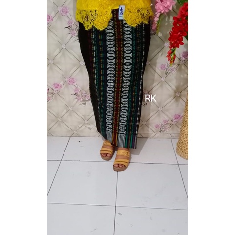 Rok dan Selendang Corak Pucca Bintik-Hanya Rok Hijau