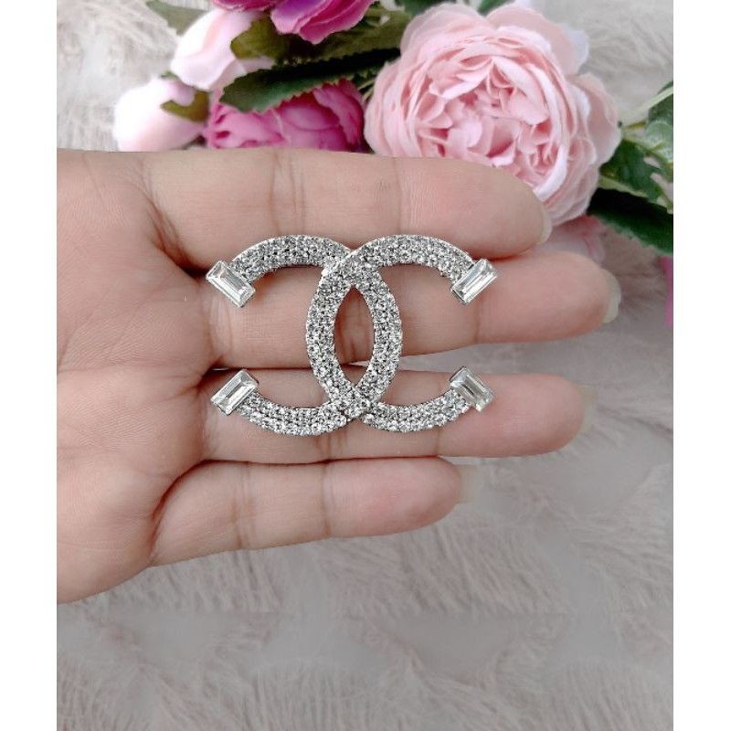 athar shop COD Bros hijab premium/bros kristal/bros channel/bros dada  terlaris/bros jilbab murah
