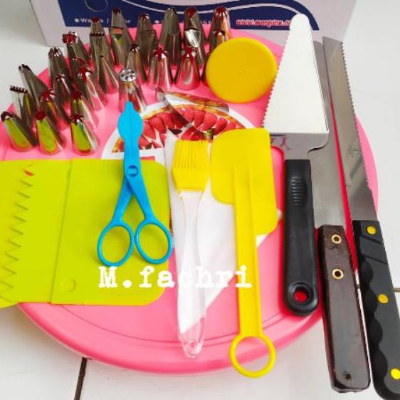 

Banyak Peminat Paket dekor kue tart/kue ulang tahun**