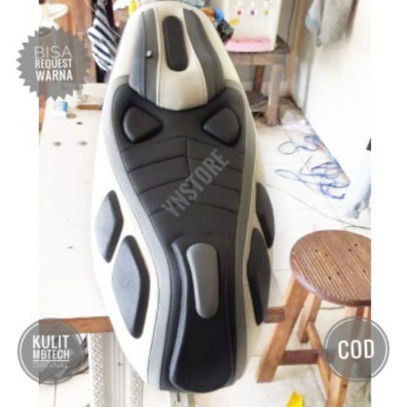 Kulit Cover Sarung  Jok Pcx Nmax Beat Lexi Aerox Vario mio Jupiter Mx king Scoopy Dll Custom Mbtech
