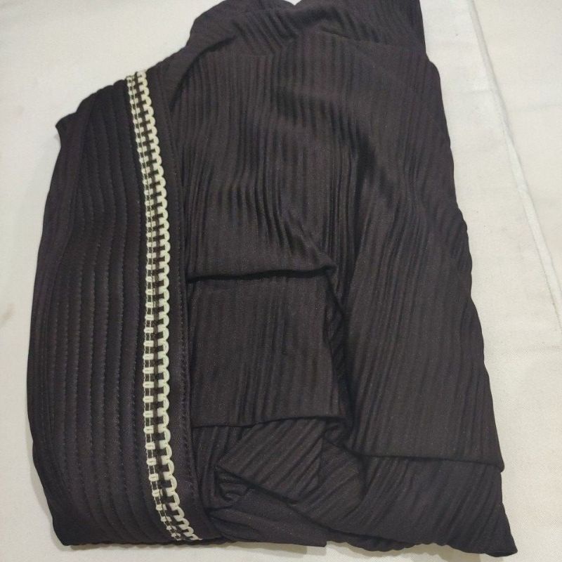 HIJAB INSTAN AH-01 PAD PLISKET REMPEL BY AIP HIJAB-Coklat Pramuka