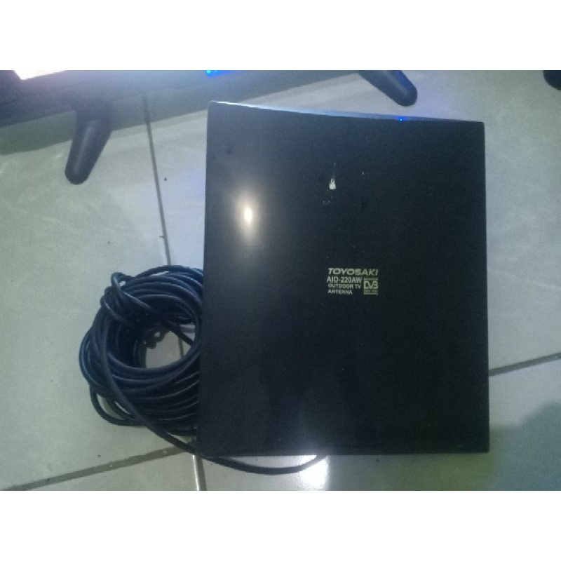 TV Led 24 inc dan antena toyosaki