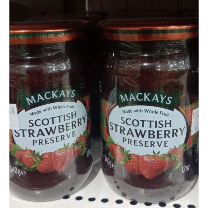 

Selai Strawberry Mackays 340gram