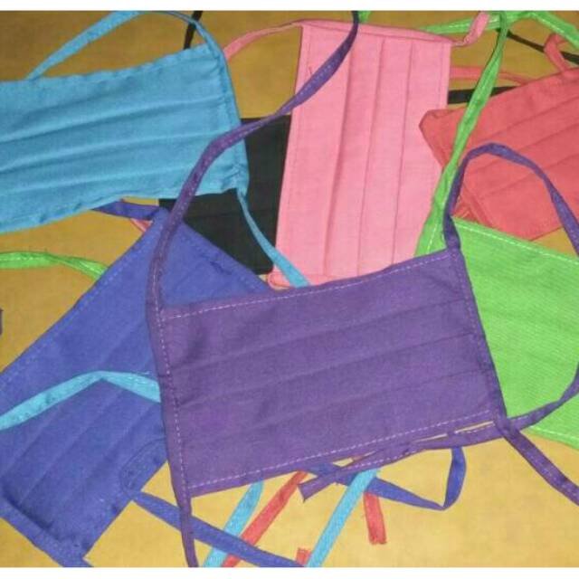 lusinan masker kain bahan oxford