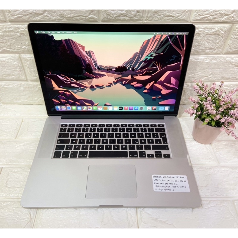 Laptop Macbook pro retina 15" ci7 16 gb 2013/2014 Second original bergaransi