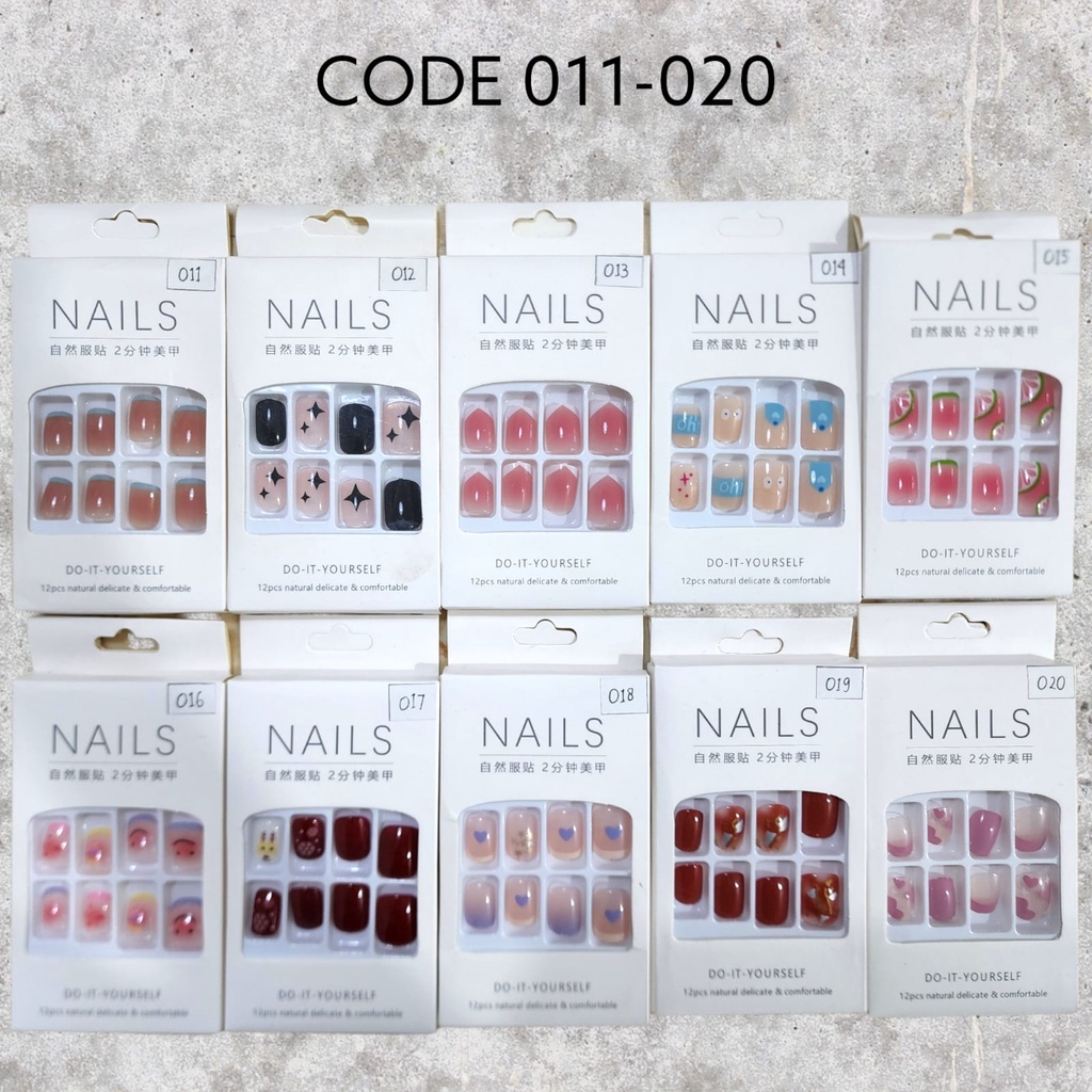 Fake Nail Art - Kuku Palsu Set Pendek Panjang isi 12/24pcs Fake Nail Sticker Kuku Free Lem