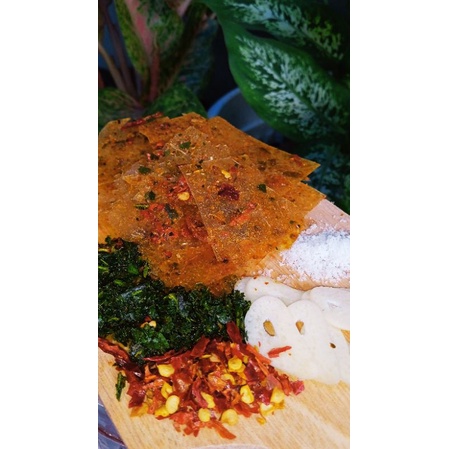 

Keripik kaca / kripca pedas jeruk 85gr