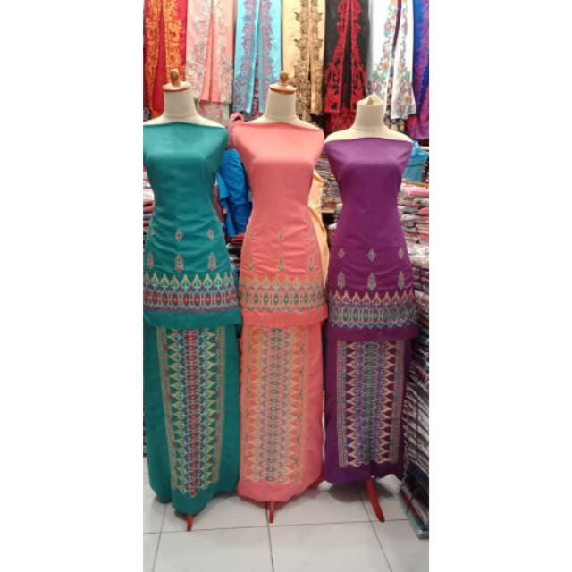 Kain bordir bukittinggi