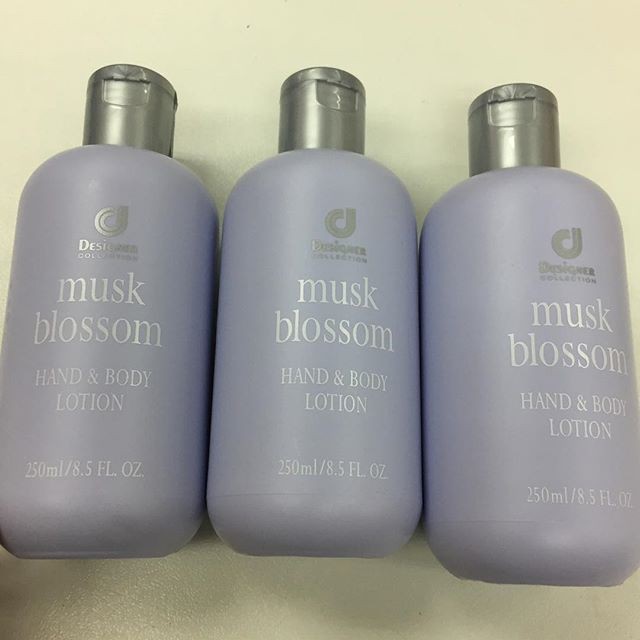 Cosway musk blossom 250ml