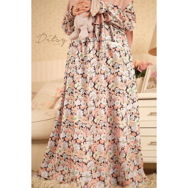 *PRELOVED* ASTER BLACK by DISTY OFFICIAL