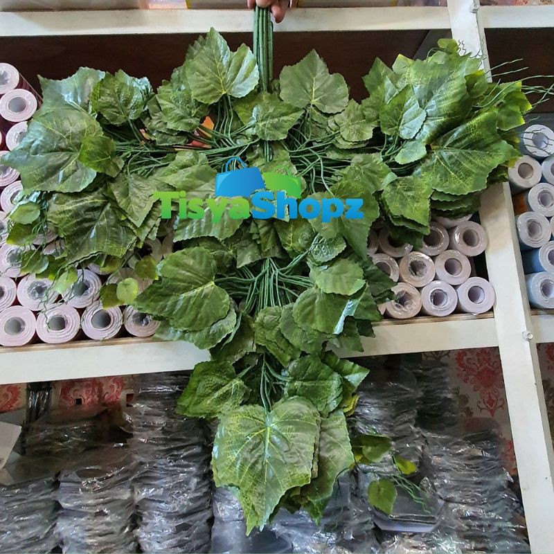 [12 PCS / 1 LUSIN]  Daun Hias Gantung Anggur Besar / Daun Dekorasi Backdrop