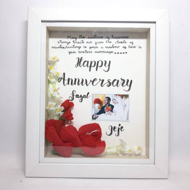 

Hand lettering 3D | floatering | hadiah pernikahan | hadiah anniversary | kado unik jabodetabek